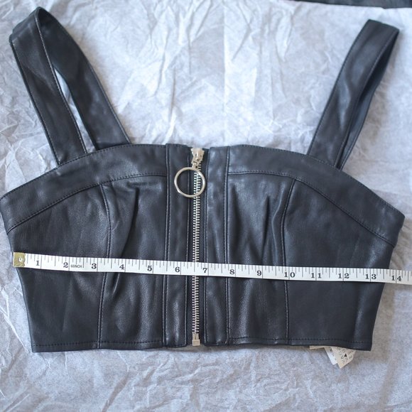 Pre-owned Faux Leather Black Crop Bra Top. - Picture 5 of 6